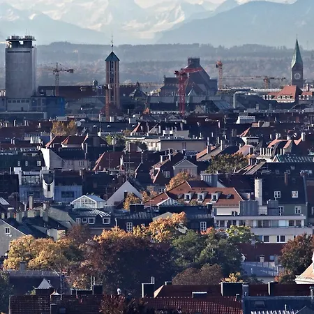 Great Studio Apartment View Over Munich